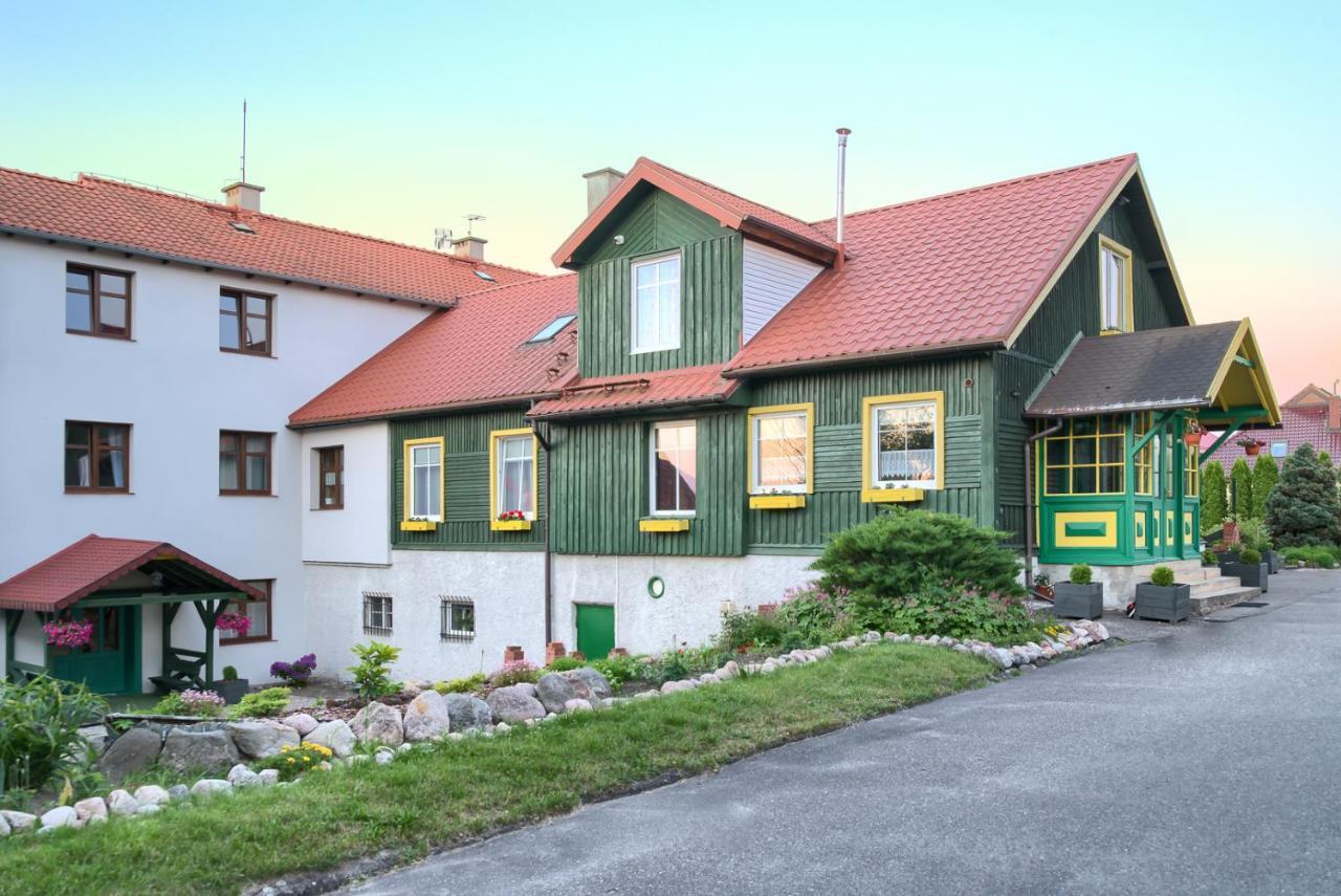 Gosciniec Zielony Domek Mrągowo Extérieur photo