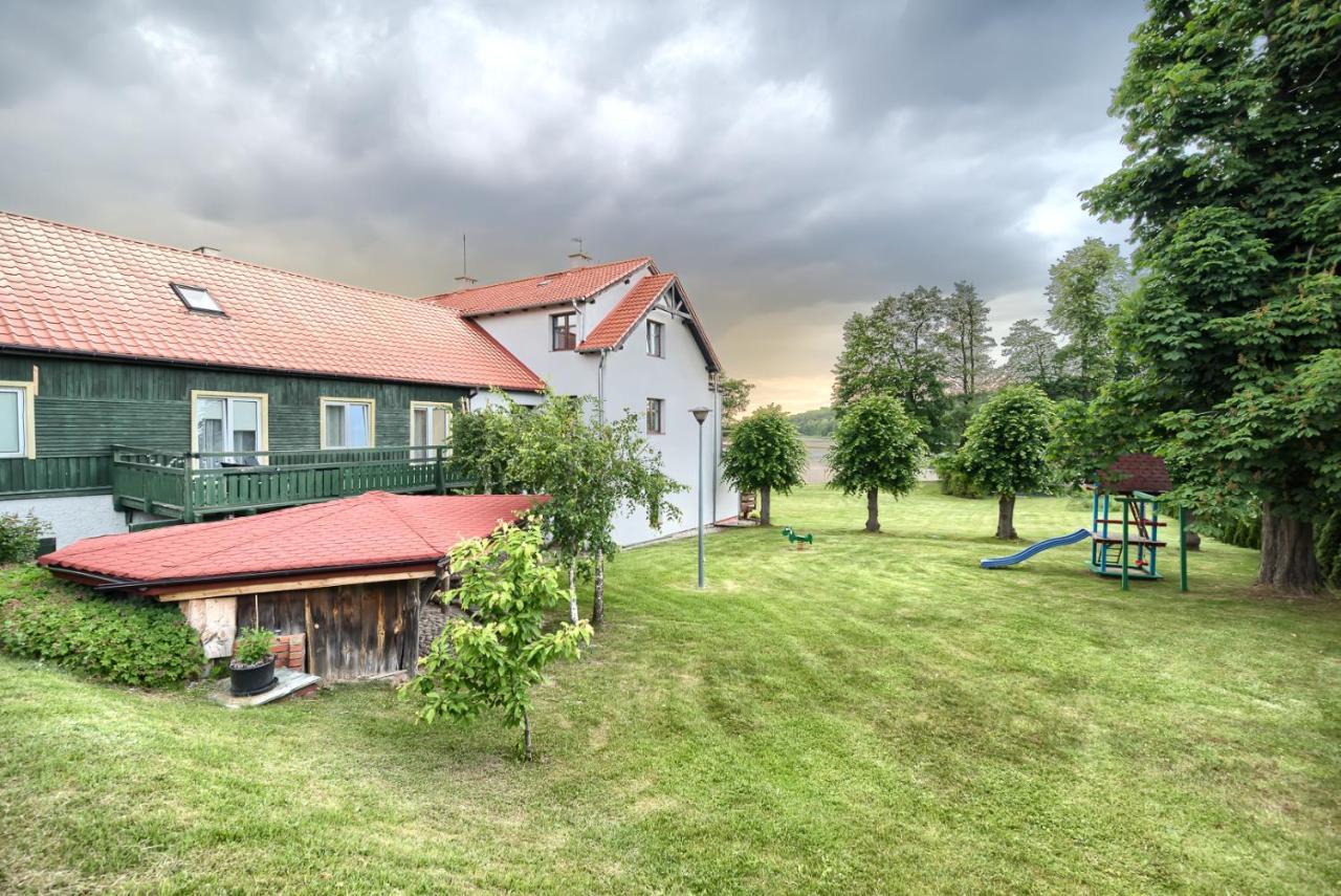 Gosciniec Zielony Domek Mrągowo Extérieur photo